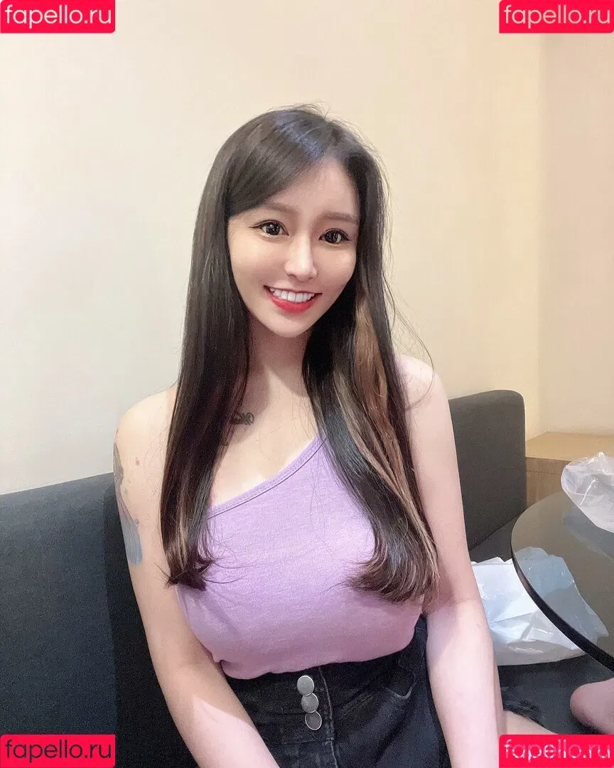 babe_09.14 Onlyfans Photo Gallery 