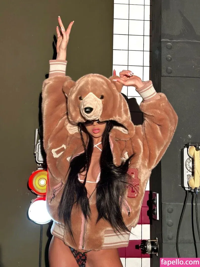 babe_09.14 Onlyfans Photo Gallery 