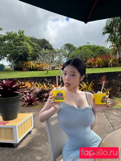 Lee Yeonwoo Onlyfans Photo Gallery 