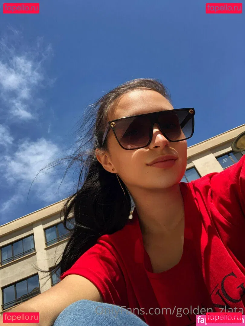golden_zlata Onlyfans Photo Gallery 