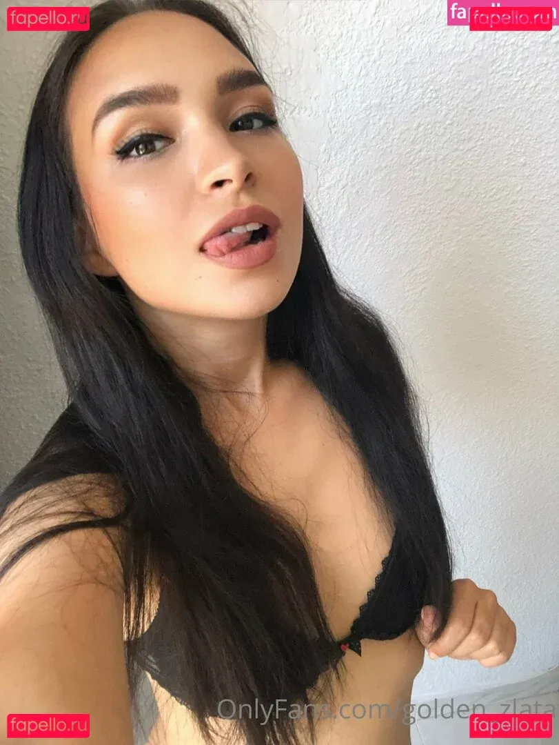 golden_zlata Onlyfans Photo Gallery 
