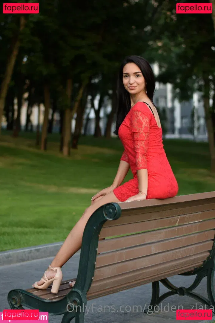 golden_zlata Onlyfans Photo Gallery 