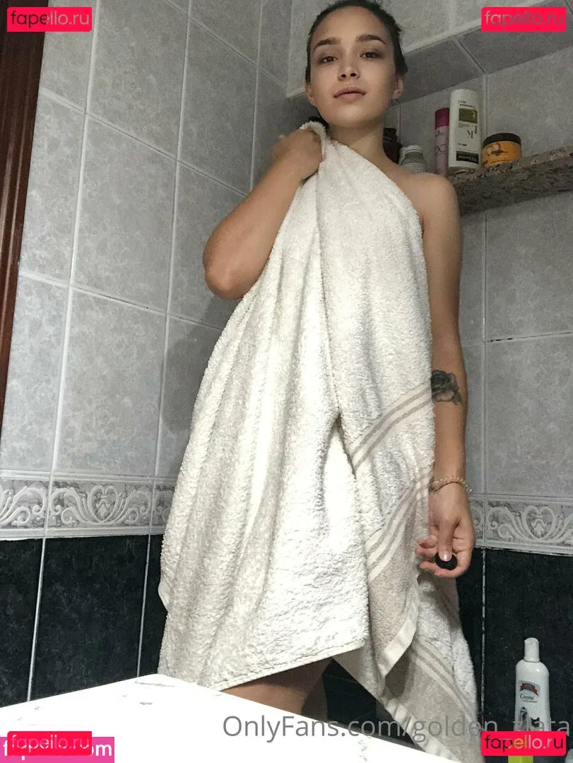 golden_zlata Onlyfans Photo Gallery 
