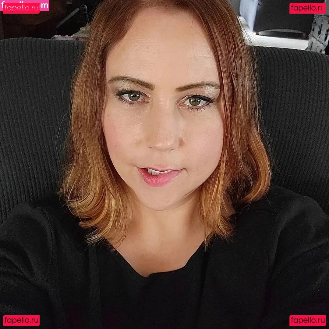 Ave Stone Onlyfans Photo Gallery 