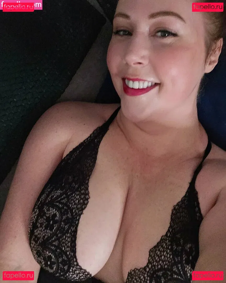 Ave Stone Onlyfans Photo Gallery 