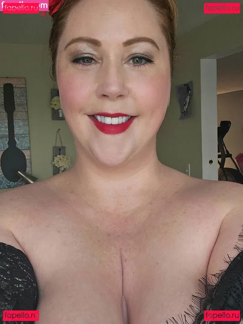 Ave Stone Onlyfans Photo Gallery 