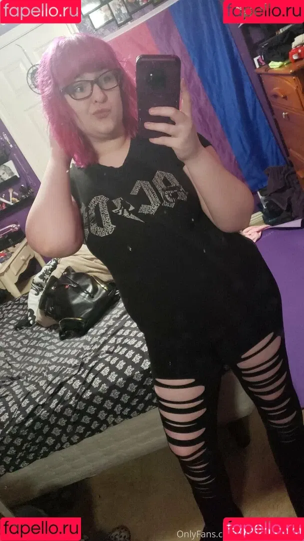 sweetshysexy7 Onlyfans Photo Gallery 