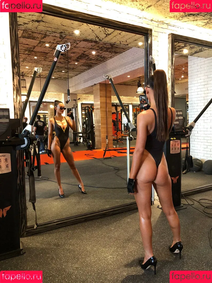 Treats Onlyfans Photo Gallery 