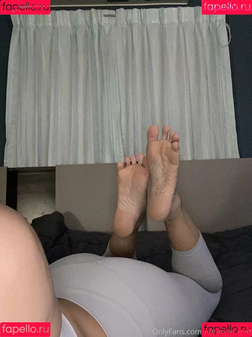 eurasian_feet Onlyfans Photo Gallery 