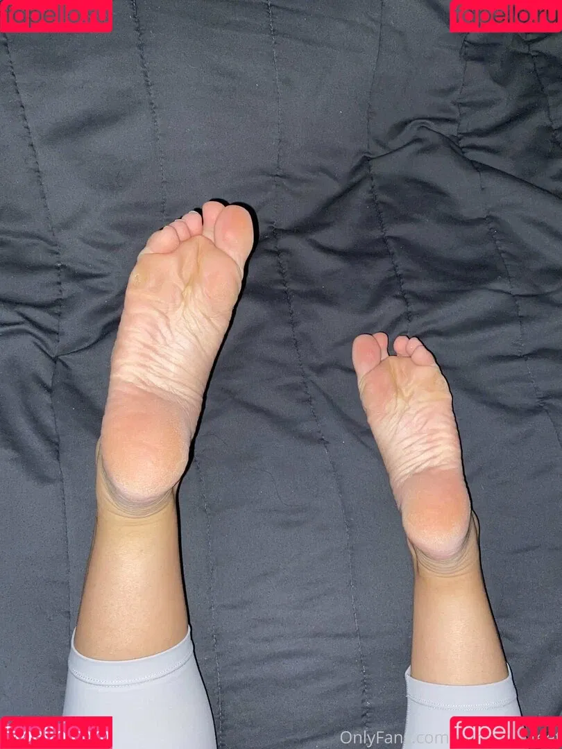 eurasian_feet Onlyfans Photo Gallery 