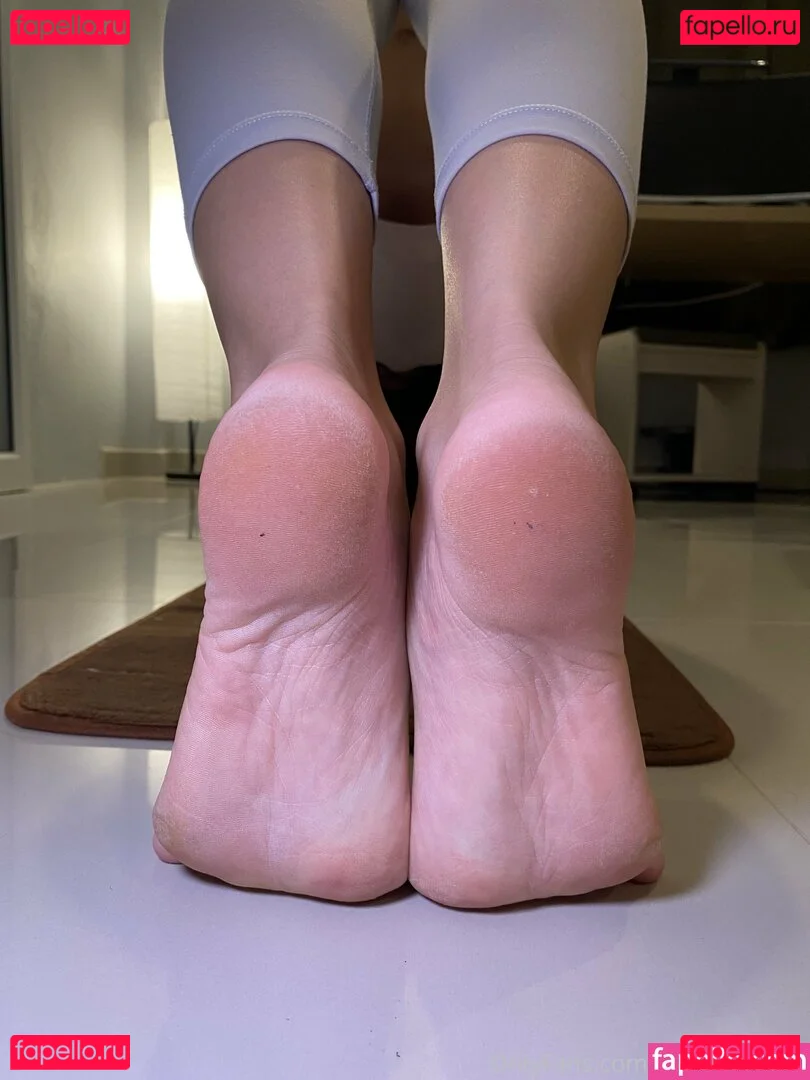 eurasian_feet Onlyfans Photo Gallery 