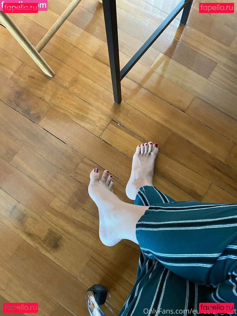 eurasian_feet Onlyfans Photo Gallery 
