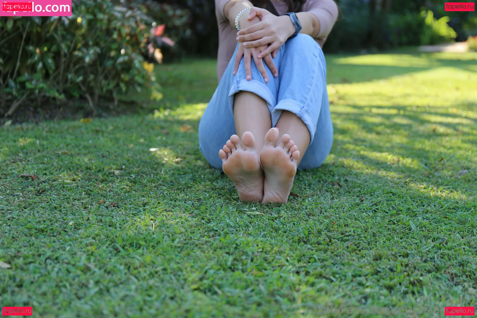 eurasian_feet Onlyfans Photo Gallery 