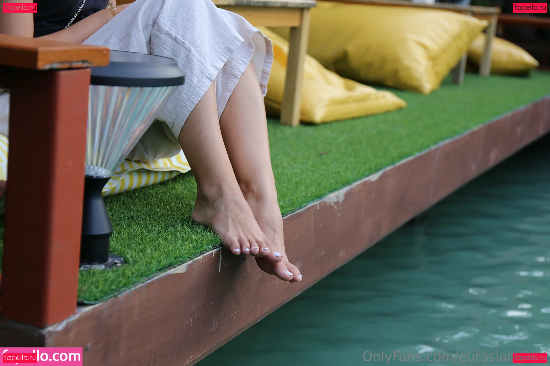 eurasian_feet Onlyfans Photo Gallery 