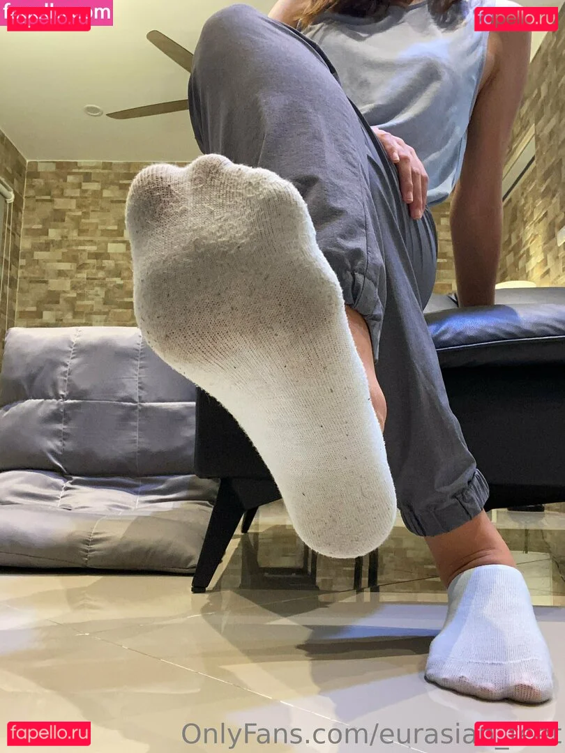 eurasian_feet Onlyfans Photo Gallery 