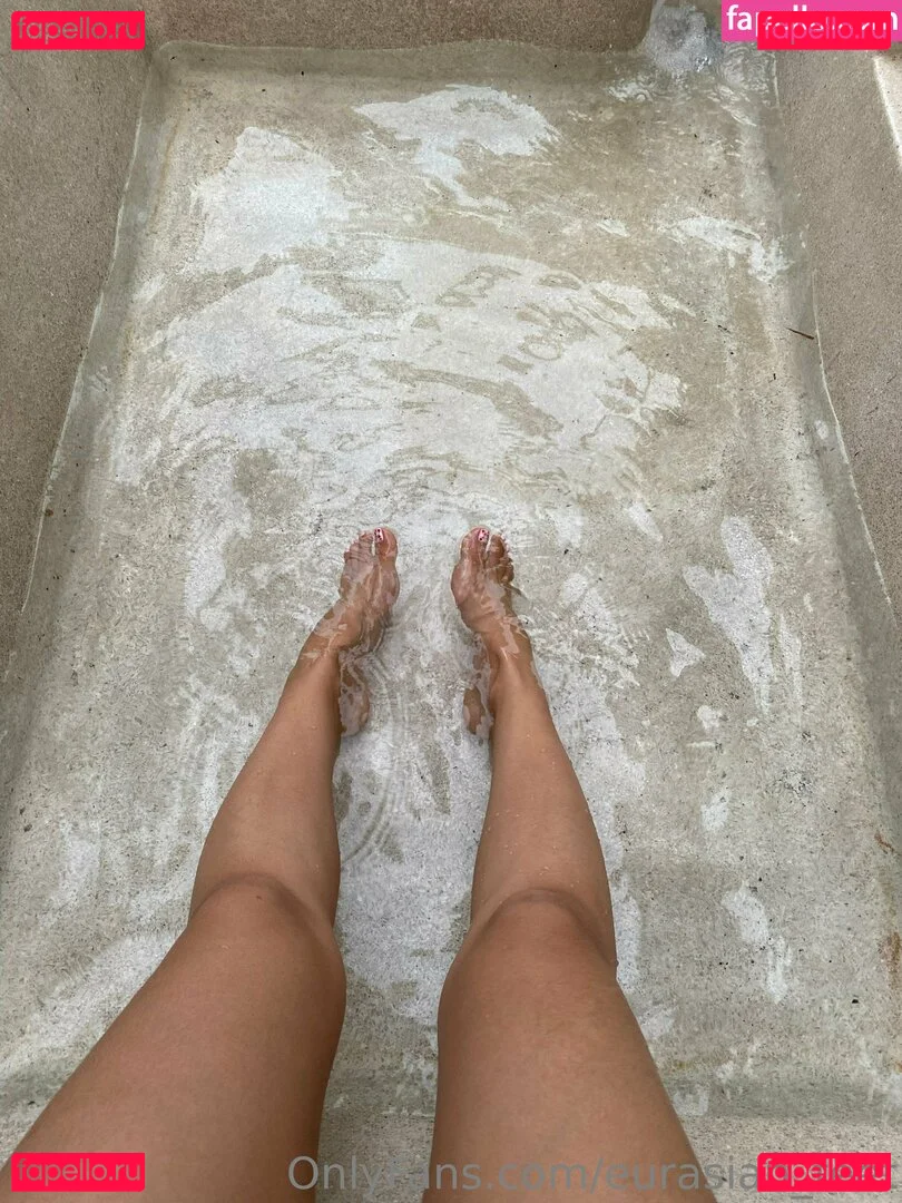 eurasian_feet Onlyfans Photo Gallery 