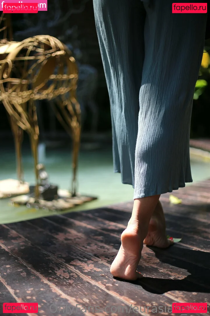 eurasian_feet Onlyfans Photo Gallery 