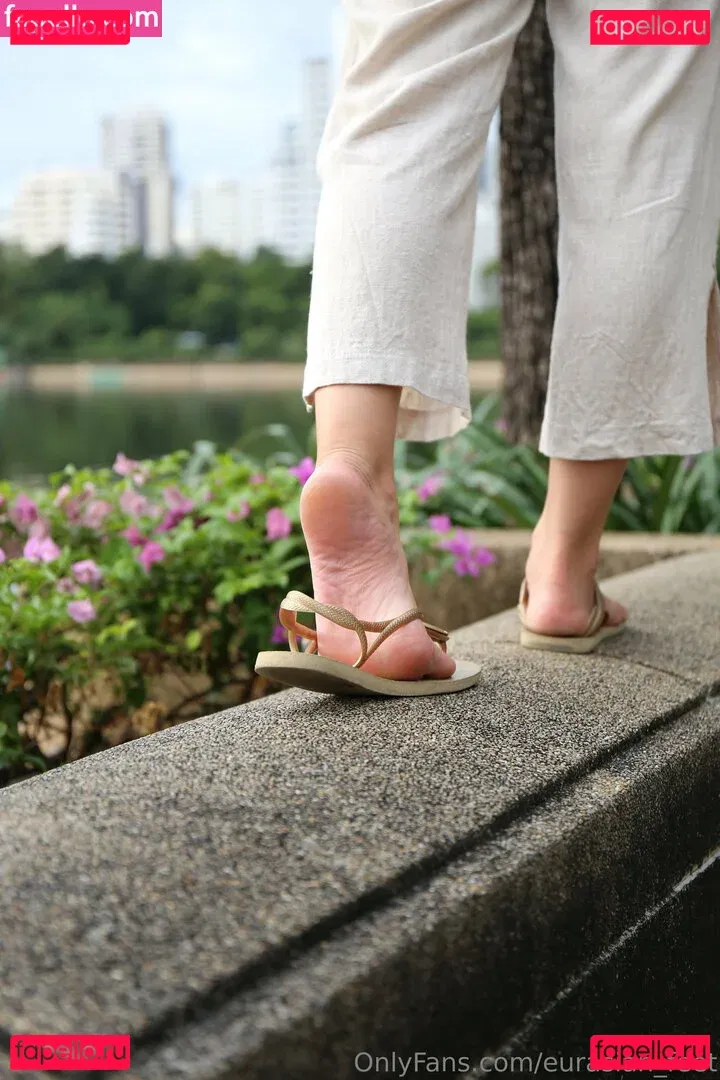 eurasian_feet Onlyfans Photo Gallery 