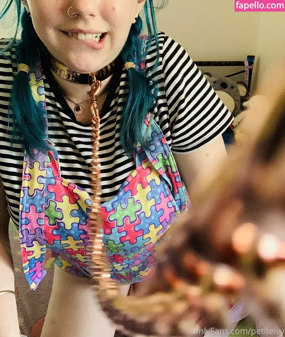 petiteivy Onlyfans Photo Gallery 