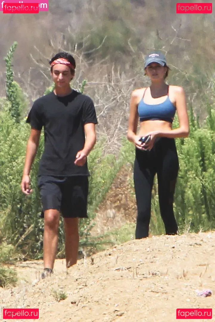 Kiwo Onlyfans Photo Gallery 