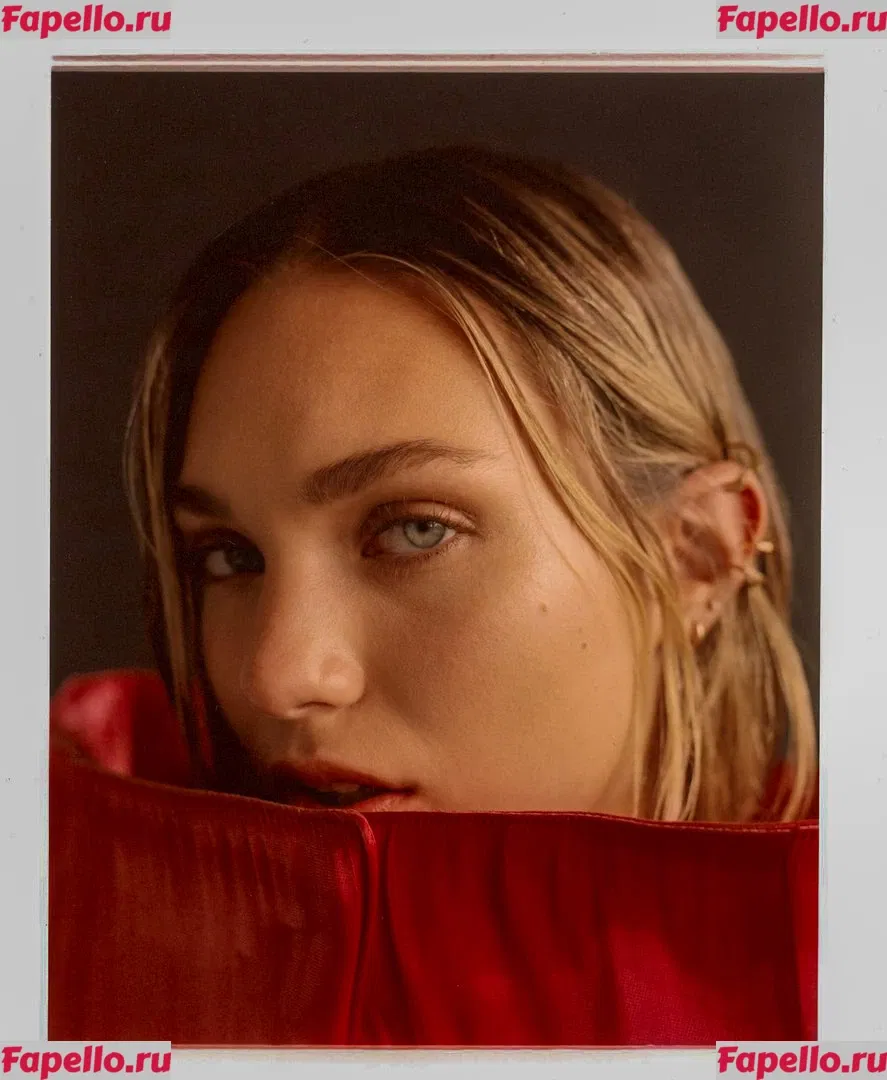 Maddie Ziegler Onlyfans Photo Gallery 