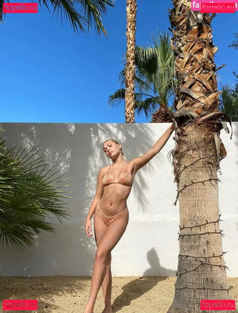 Maddie Ziegler Onlyfans Photo Gallery 