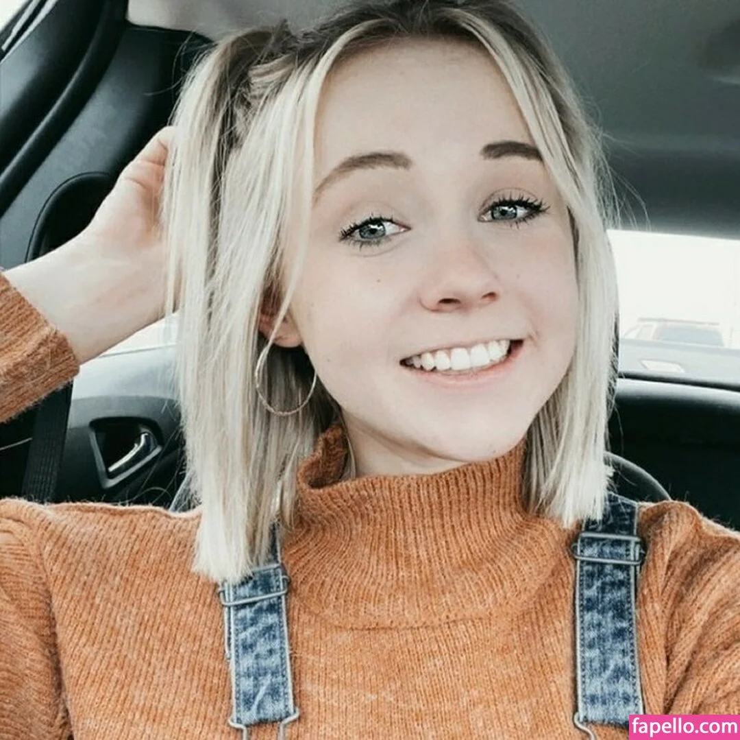 kitten_sophie Onlyfans Photo Gallery 