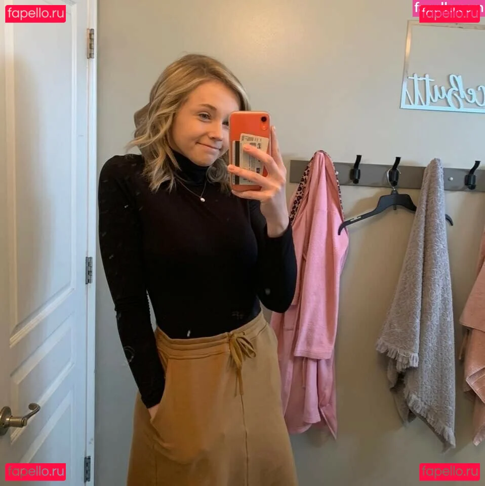 kitten_sophie Onlyfans Photo Gallery 