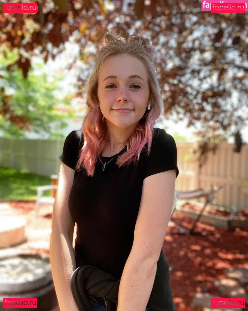 kitten_sophie Onlyfans Photo Gallery 