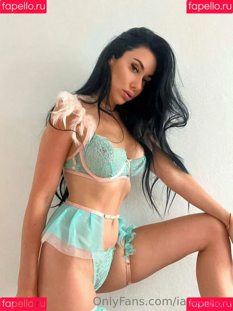 iamalinaxo Onlyfans Photo Gallery 