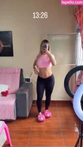 Naelly Flores Onlyfans Photo Gallery 