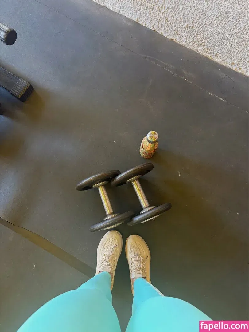 Naelly Flores Onlyfans Photo Gallery 