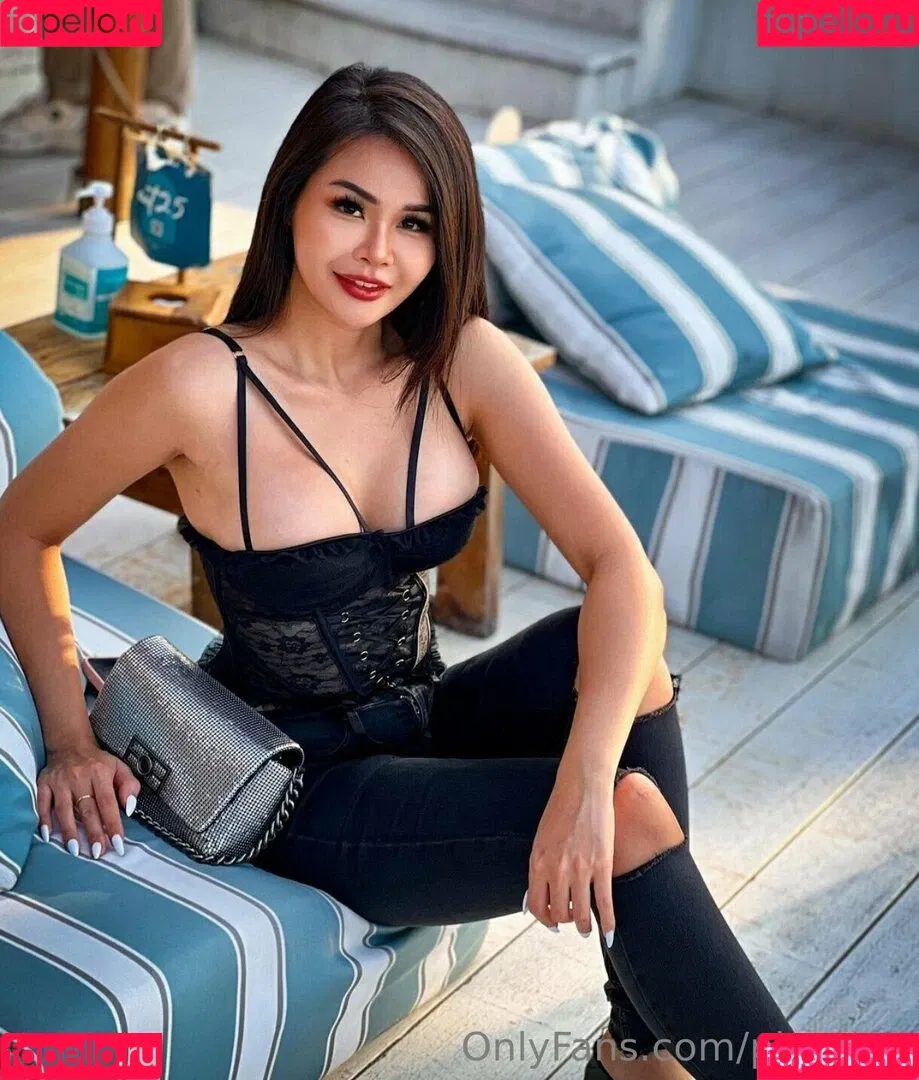 pingthai Onlyfans Photo Gallery 