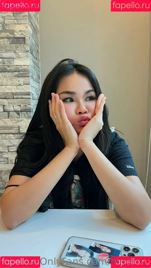 pingthai Onlyfans Photo Gallery 
