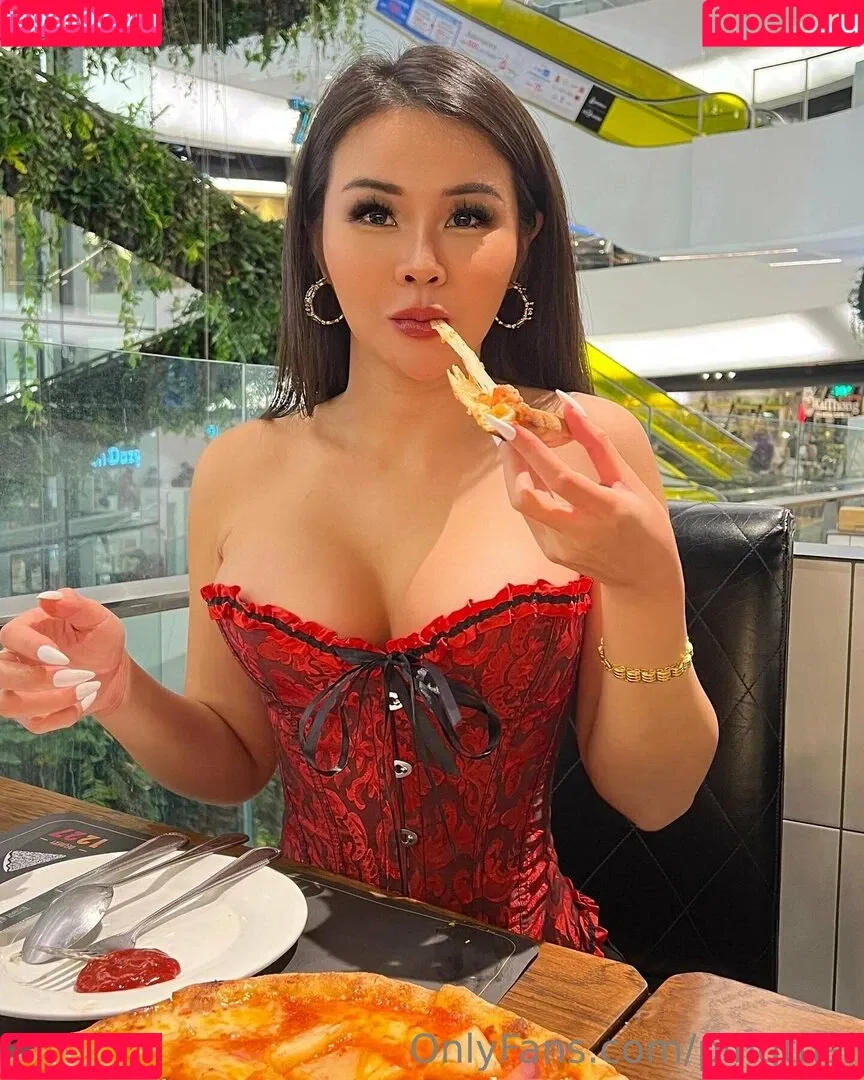 pingthai Onlyfans Photo Gallery 