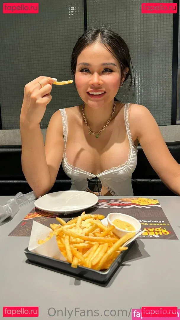 pingthai Onlyfans Photo Gallery 