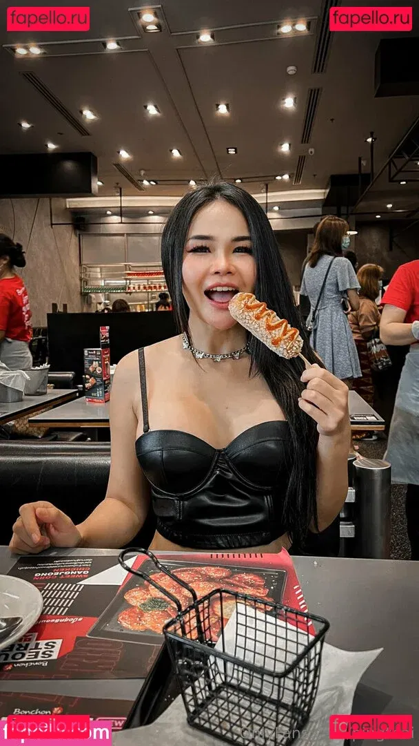 pingthai Onlyfans Photo Gallery 