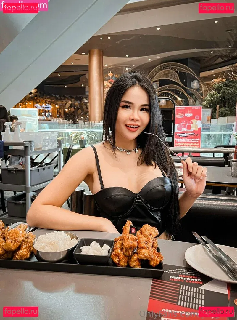 pingthai Onlyfans Photo Gallery 