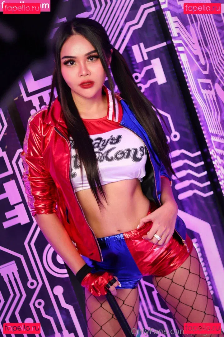pingthai Onlyfans Photo Gallery 