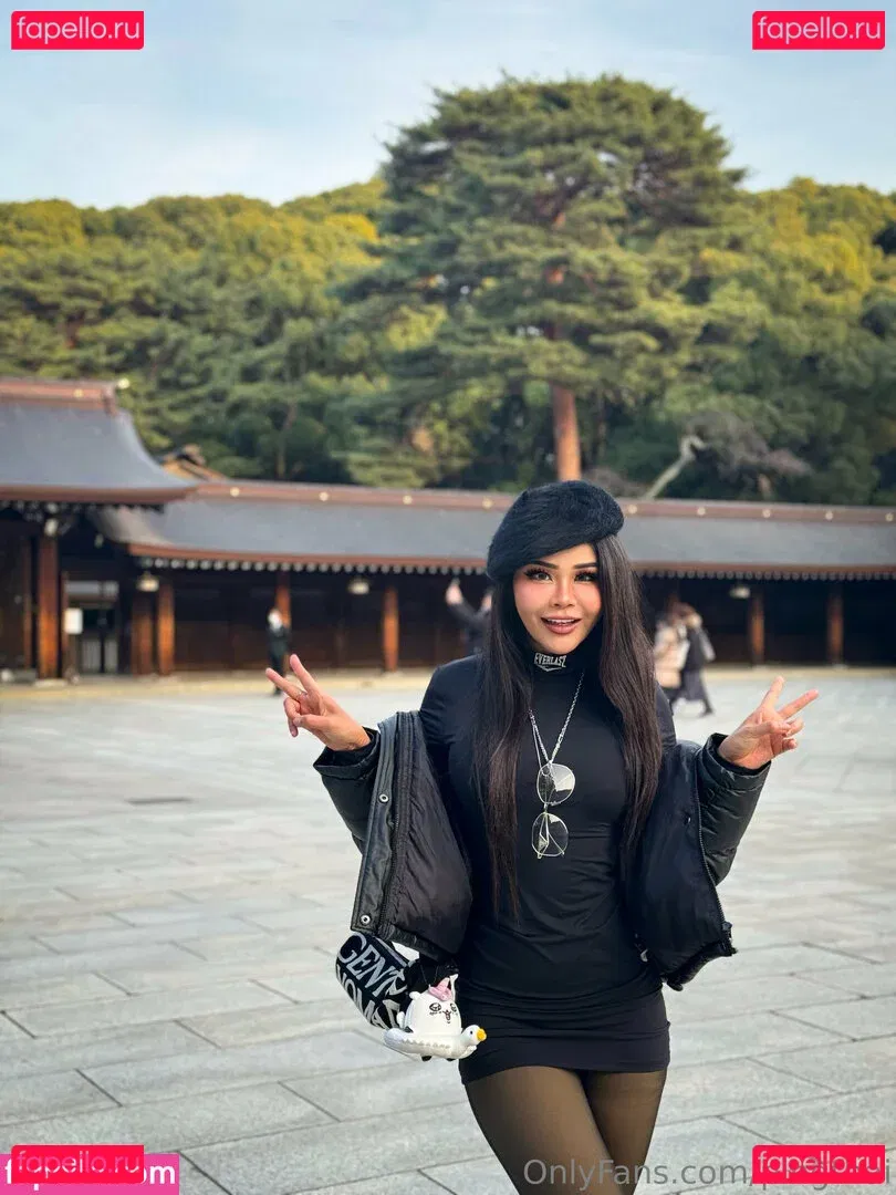 pingthai Onlyfans Photo Gallery 