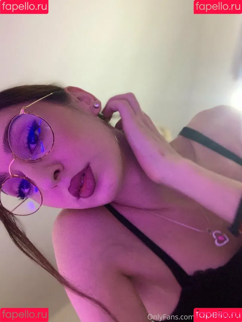 MissLetiBlane Onlyfans Photo Gallery 