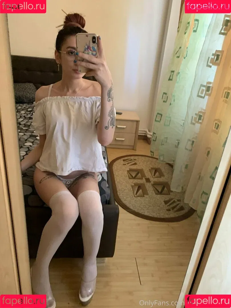 MissLetiBlane Onlyfans Photo Gallery 