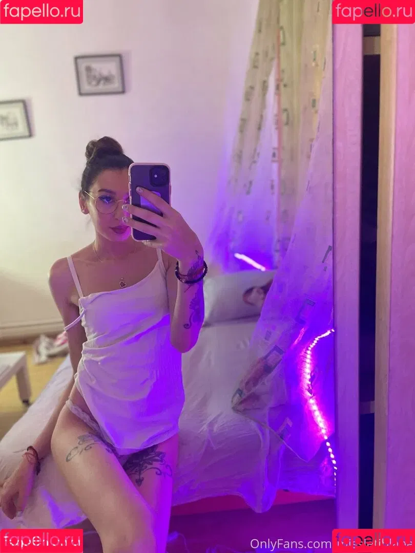 MissLetiBlane Onlyfans Photo Gallery 