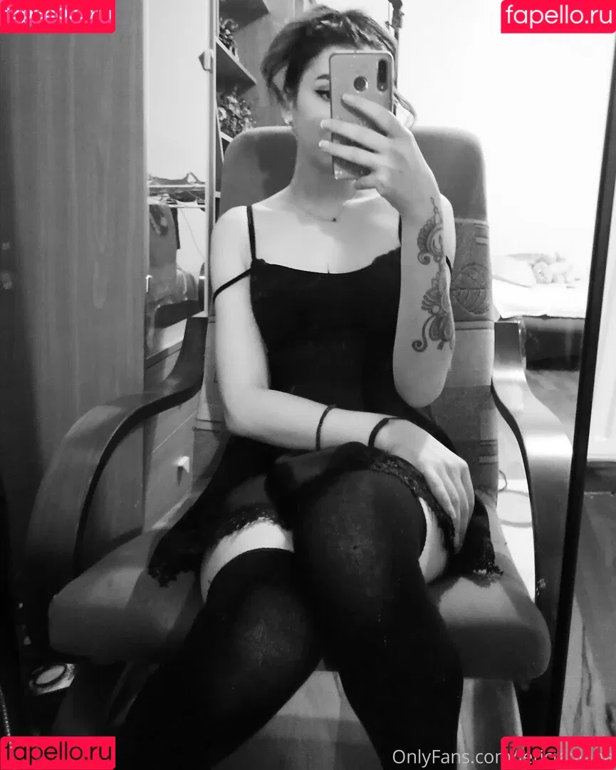 MissLetiBlane Onlyfans Photo Gallery 