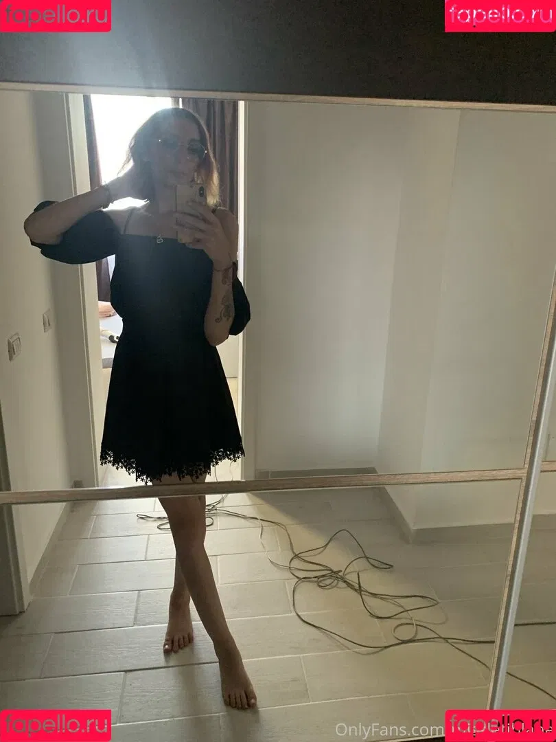 MissLetiBlane Onlyfans Photo Gallery 