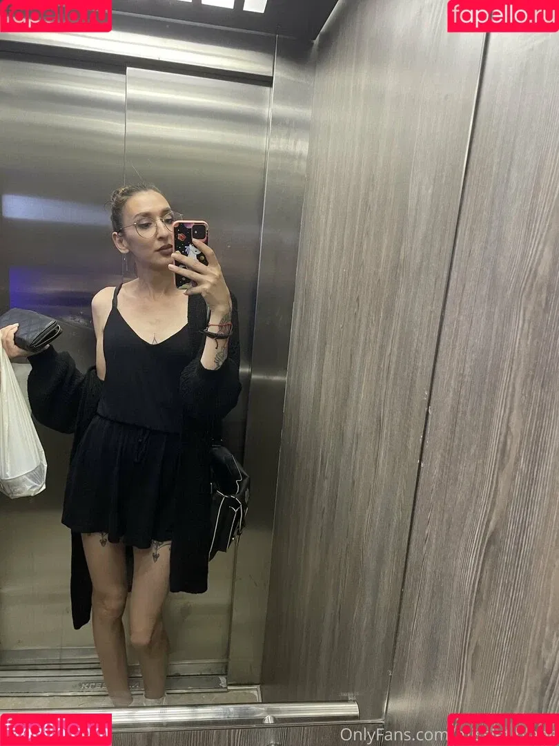 MissLetiBlane Onlyfans Photo Gallery 
