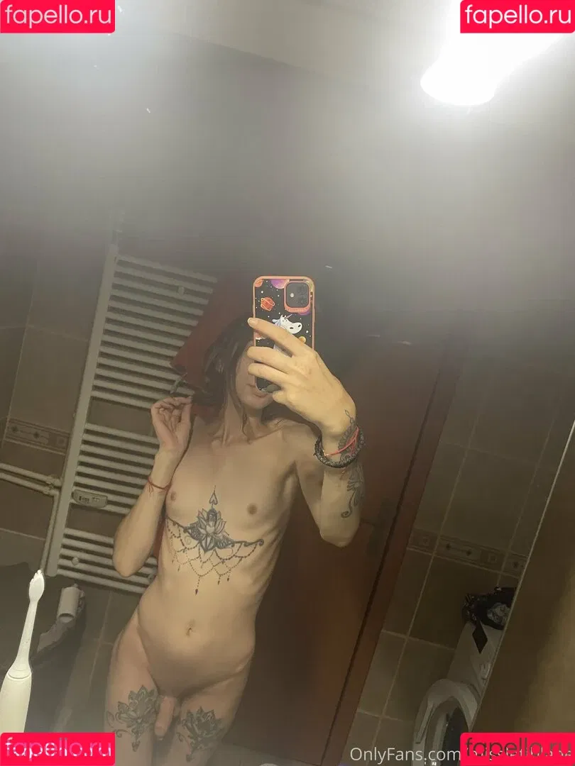 MissLetiBlane Onlyfans Photo Gallery 