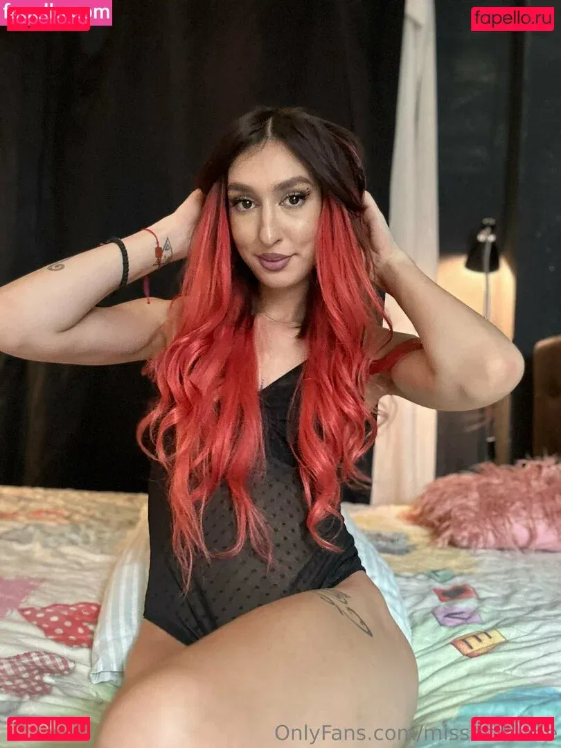 MissLetiBlane Onlyfans Photo Gallery 