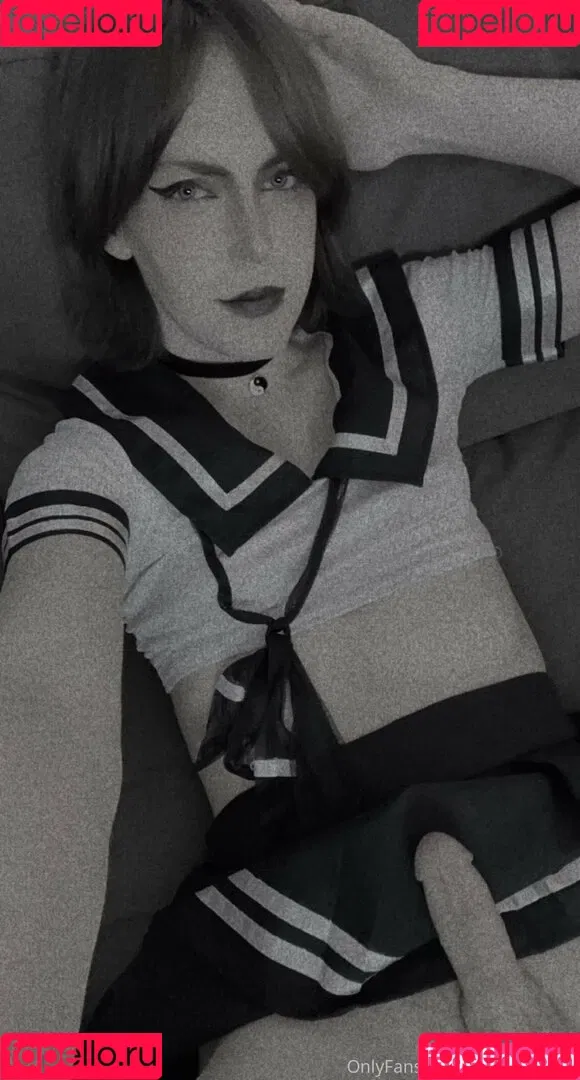 nightsisterlil1 Onlyfans Photo Gallery 