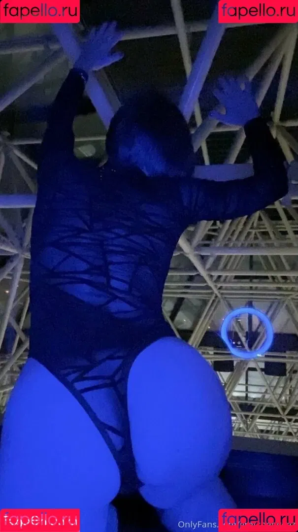 gretchengoez Onlyfans Photo Gallery 